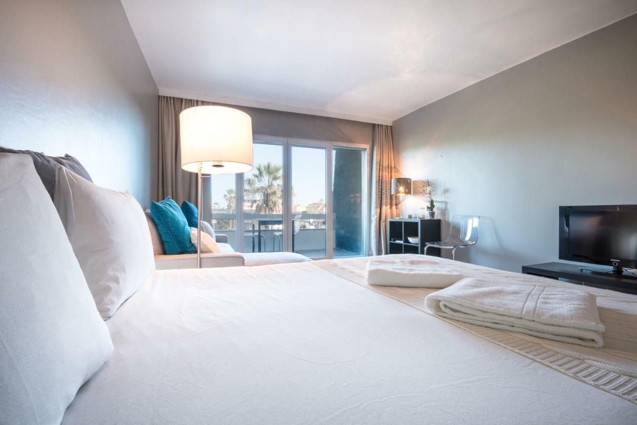 Cascais-Estoril Beachfront Apartments ภายนอก รูปภาพ
