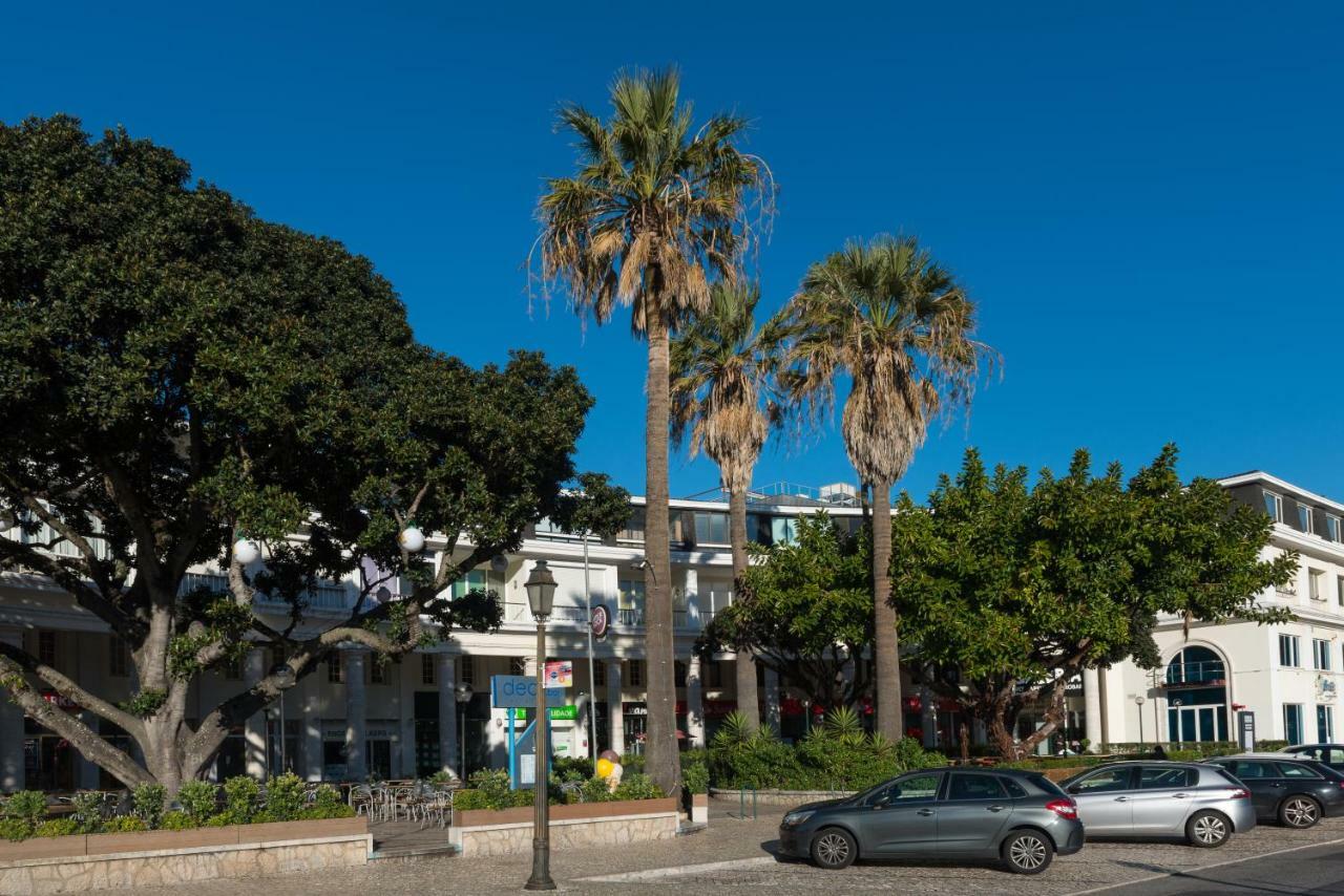 Cascais-Estoril Beachfront Apartments ภายนอก รูปภาพ