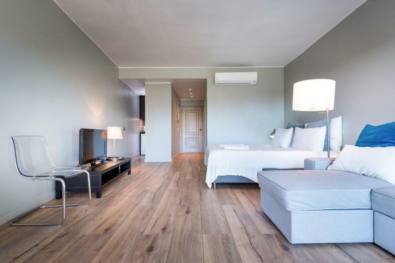 Cascais-Estoril Beachfront Apartments ภายนอก รูปภาพ